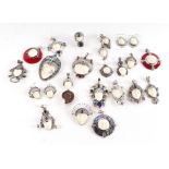 A quantity of assorted silver jewellery to include necklaces, brooches, pendants and other similar