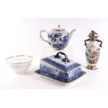 A Chinese blue & white teapot of globular form, 15cms high; together with a Willow pattern cheese