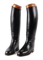 A pair of gentleman's black leather riding boots with trees, approx size 9. Condition Report Heel to