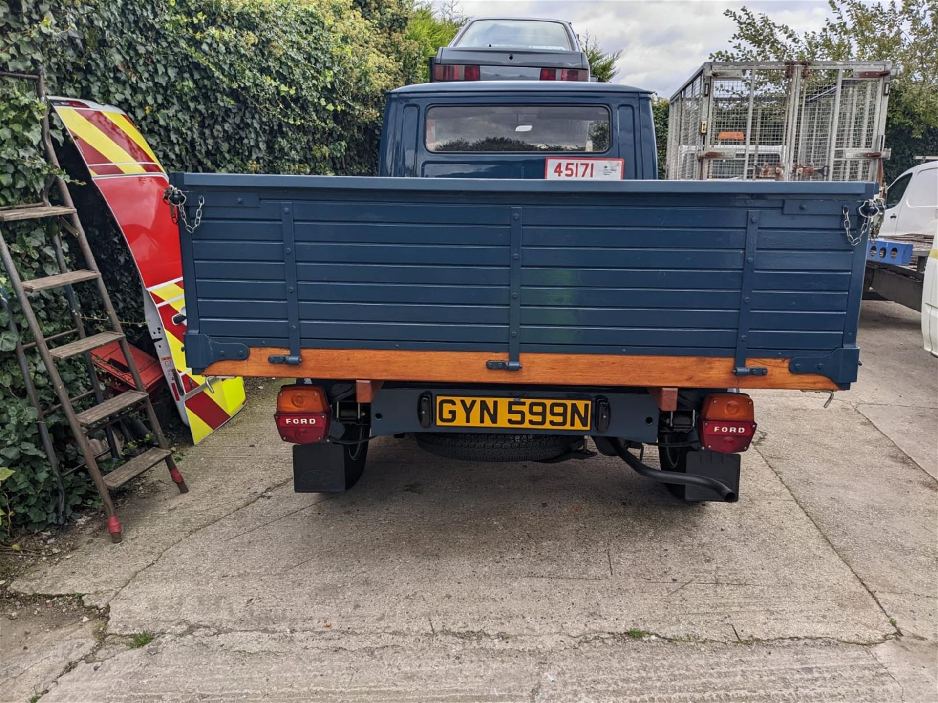 1975 Ford Transit Custom Mk1 Pick Up - Image 10 of 10