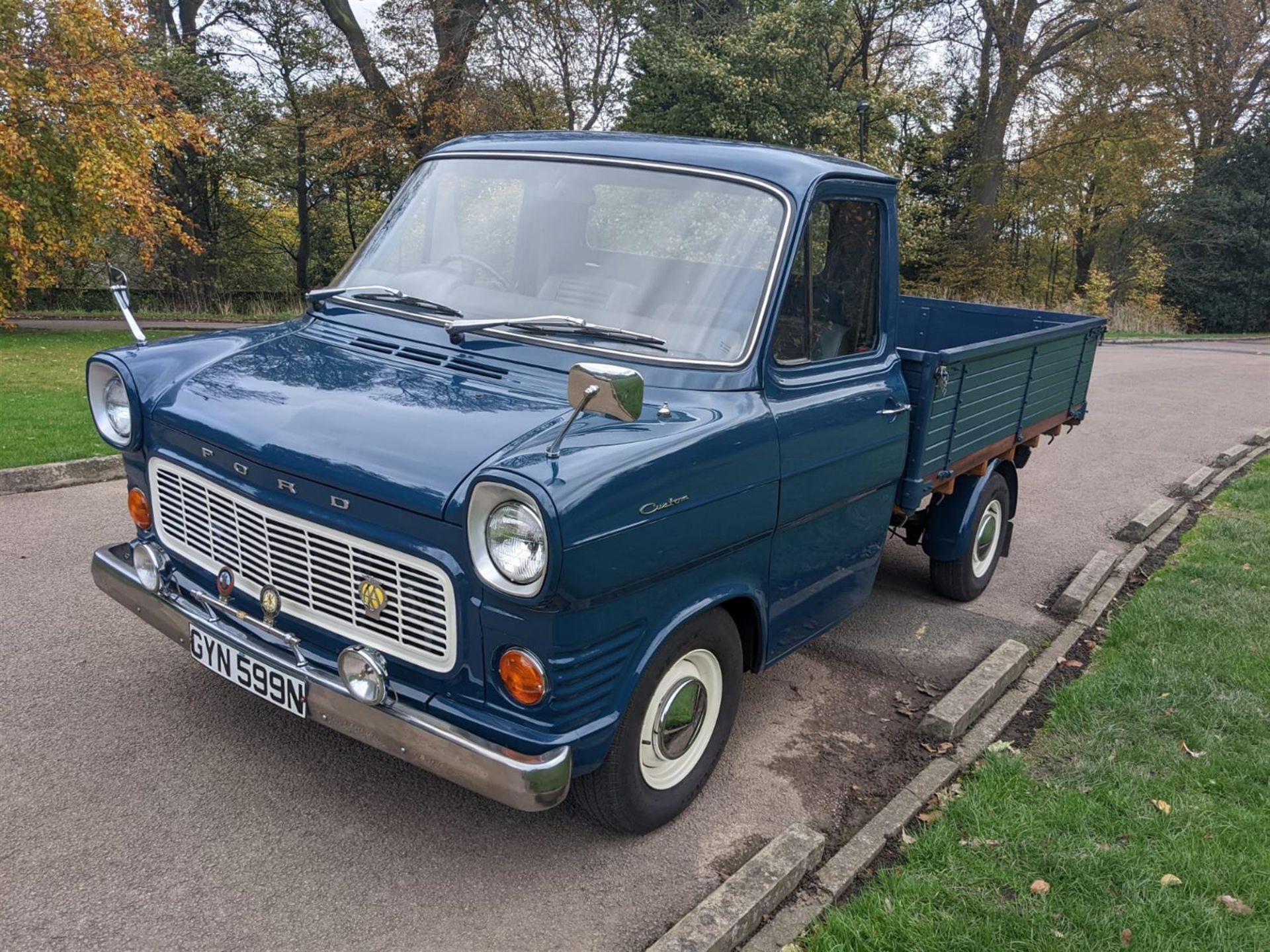 1975 Ford Transit Custom Mk1 Pick Up - Image 8 of 10