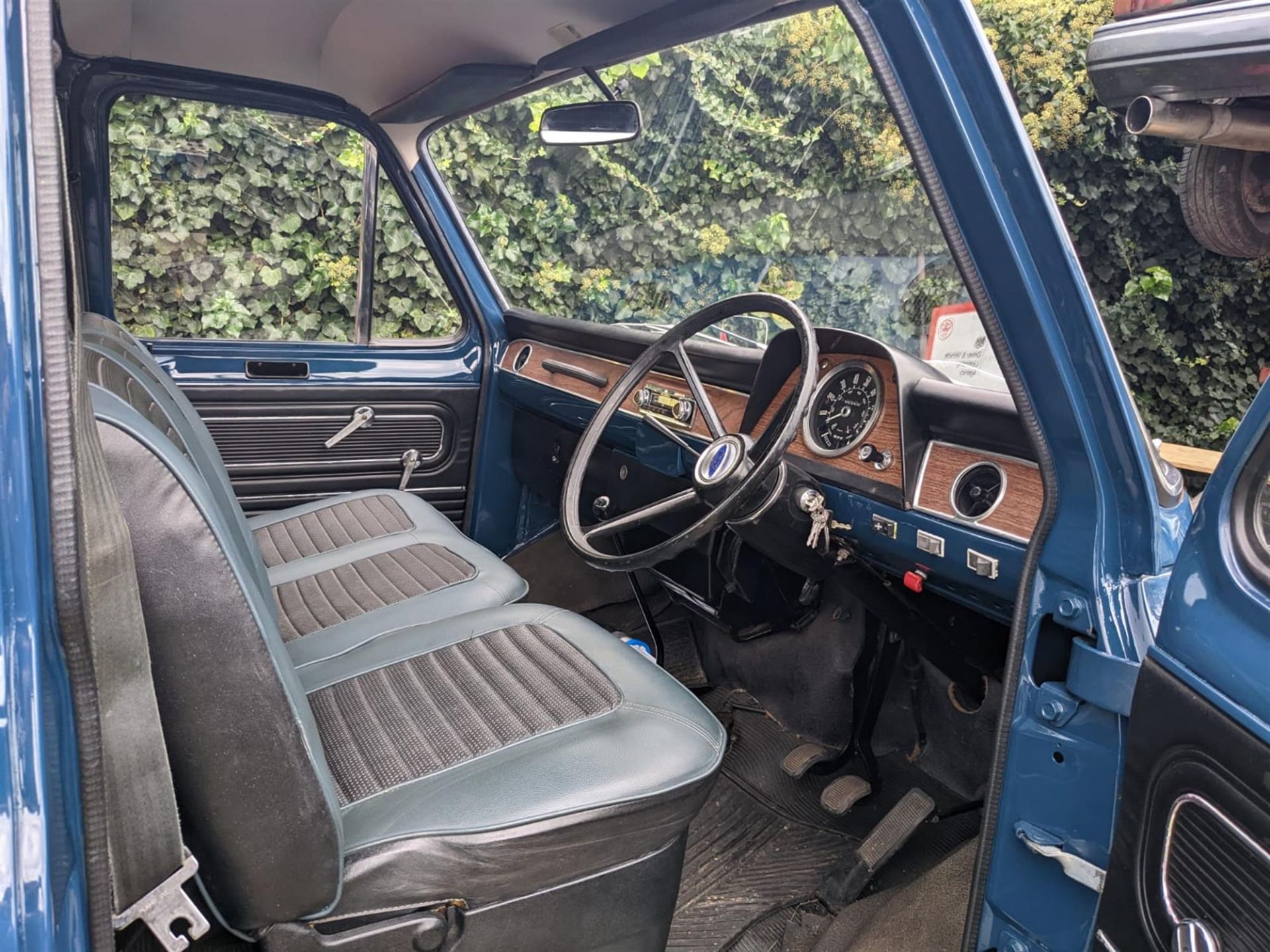 1975 Ford Transit Custom Mk1 Pick Up - Image 2 of 10