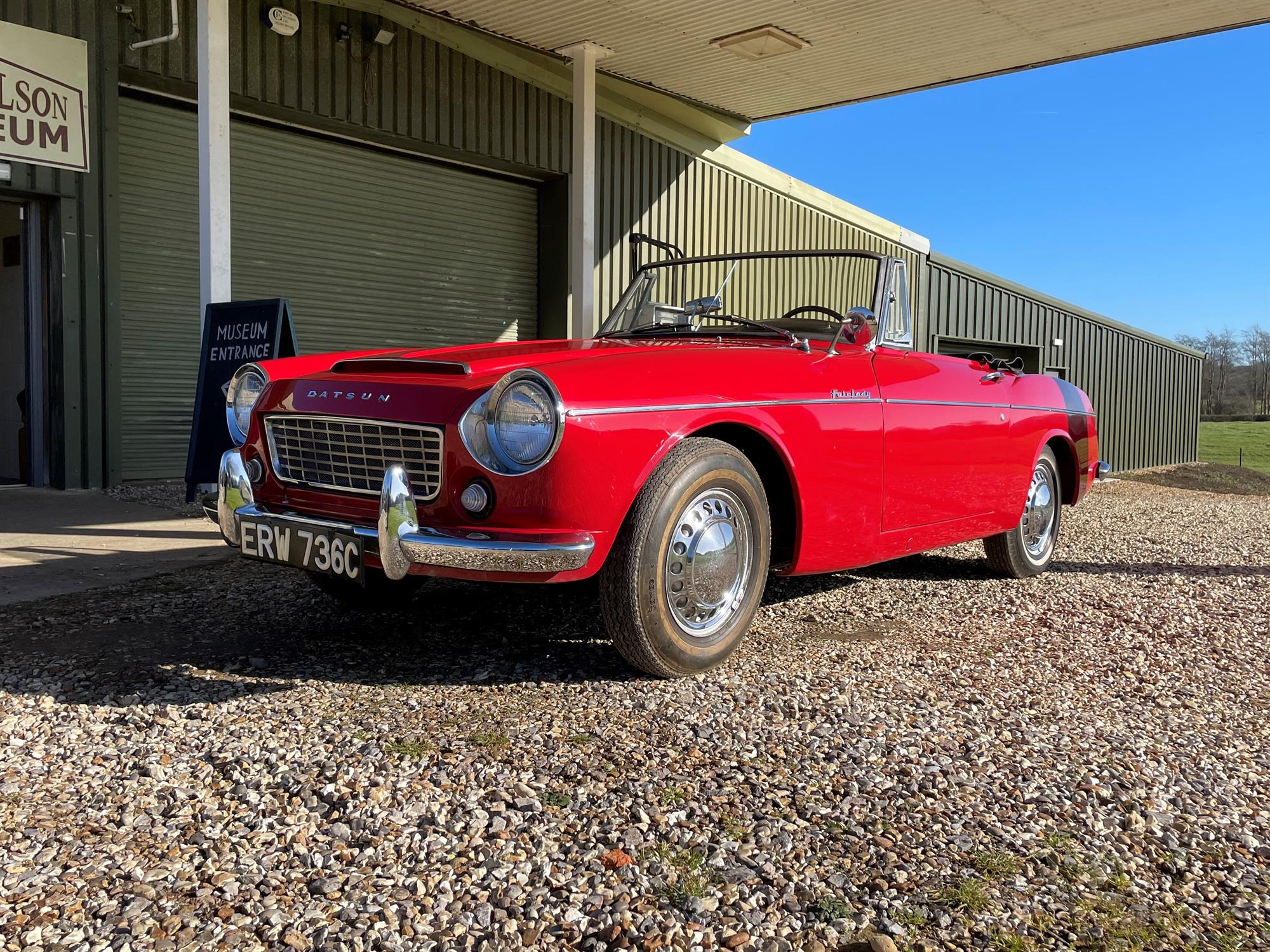 1965 Datsun Fairlady 1500 (SPL310)