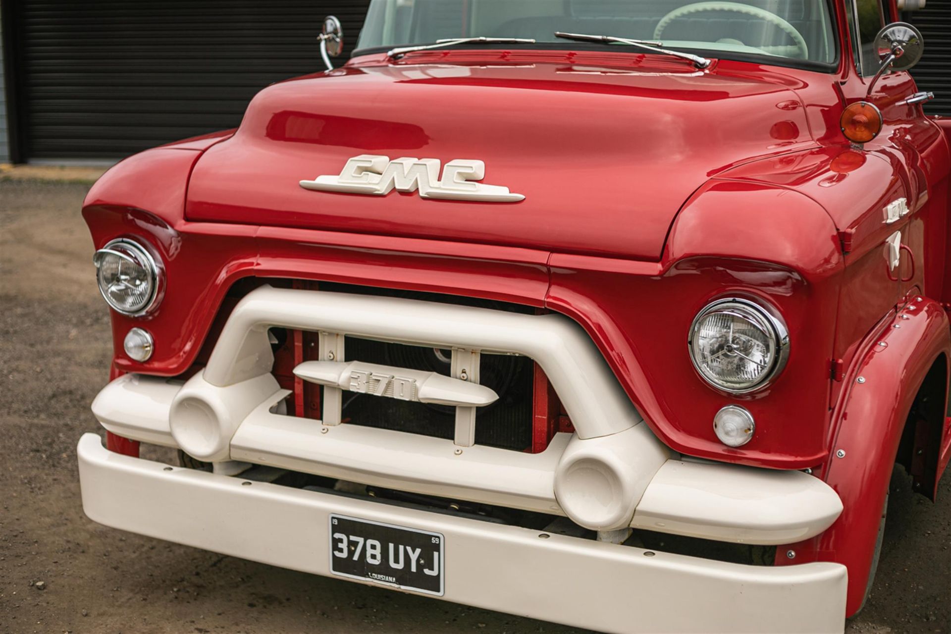 1959 GMC 370 Flatbed - Image 5 of 10