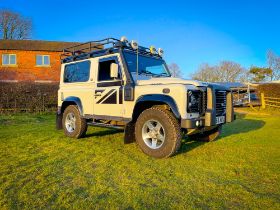 2015 Land Rover Defender 90 Landmark Edition