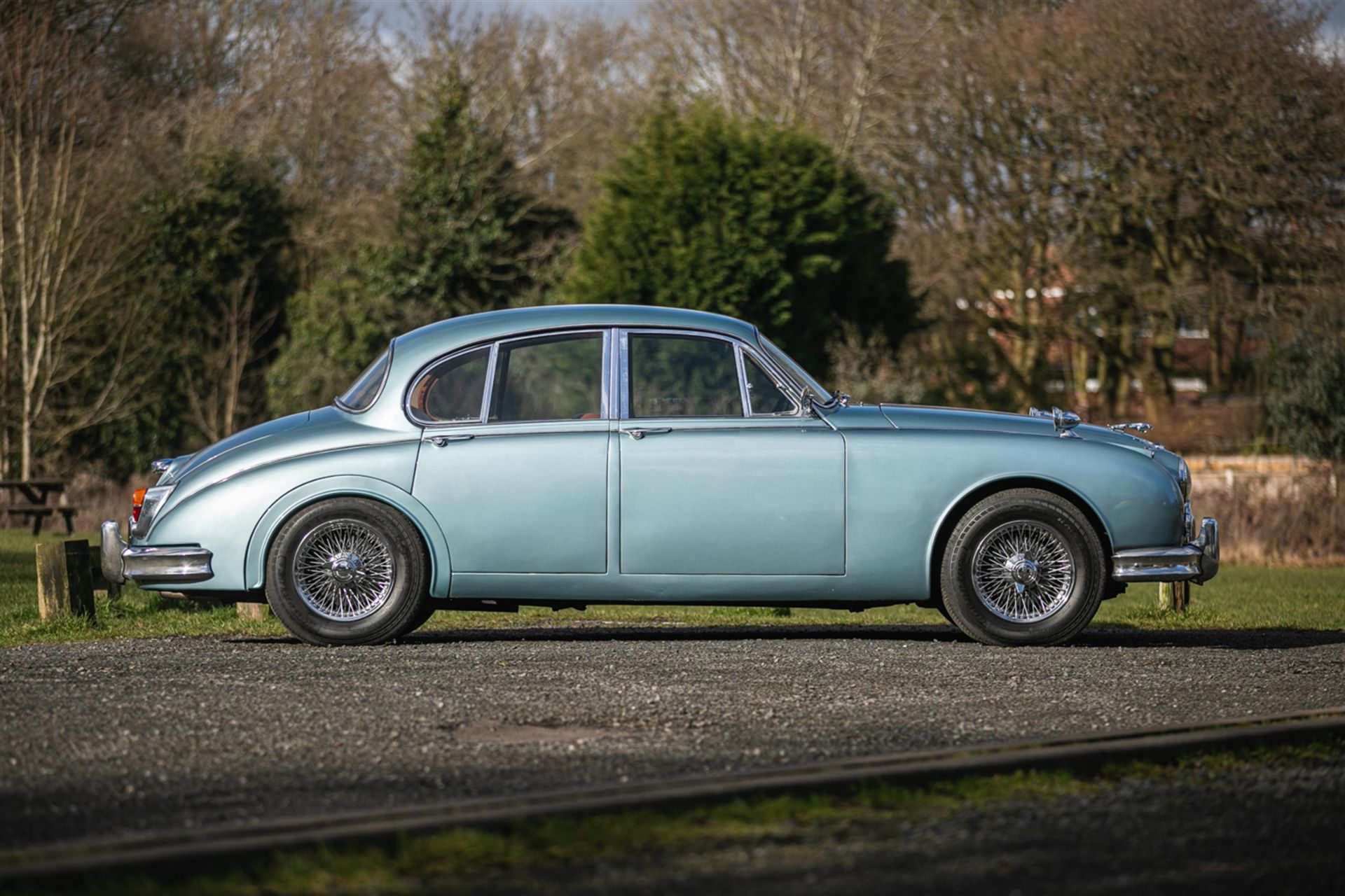 1964 Jaguar Mk2 2.4-Litre Saloon - Manual Overdrive - Image 5 of 10