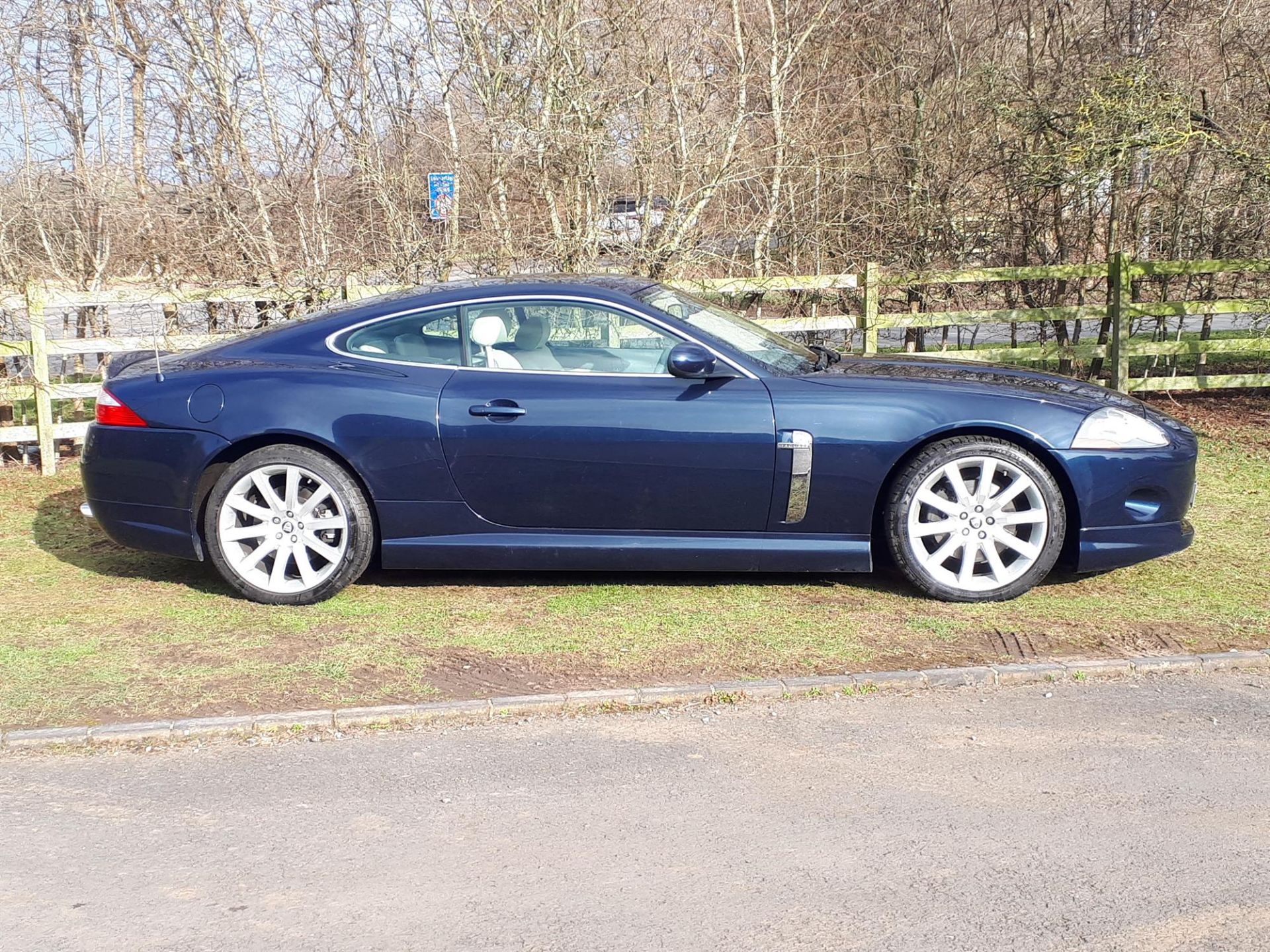 2006 Jaguar XK Coupé 4.2-Litre (X150) - Image 9 of 10