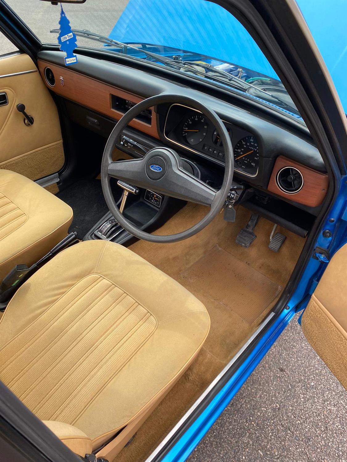 1978 Ford Escort Mk2 1.6 Ghia Auto - 9,515 miles - Image 2 of 10