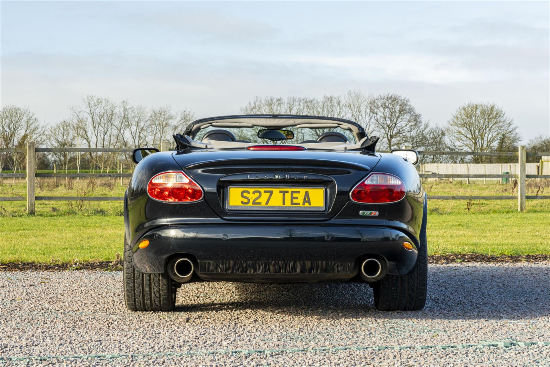 2004 Jaguar XKR Convertible Carbon Edition - Image 7 of 10