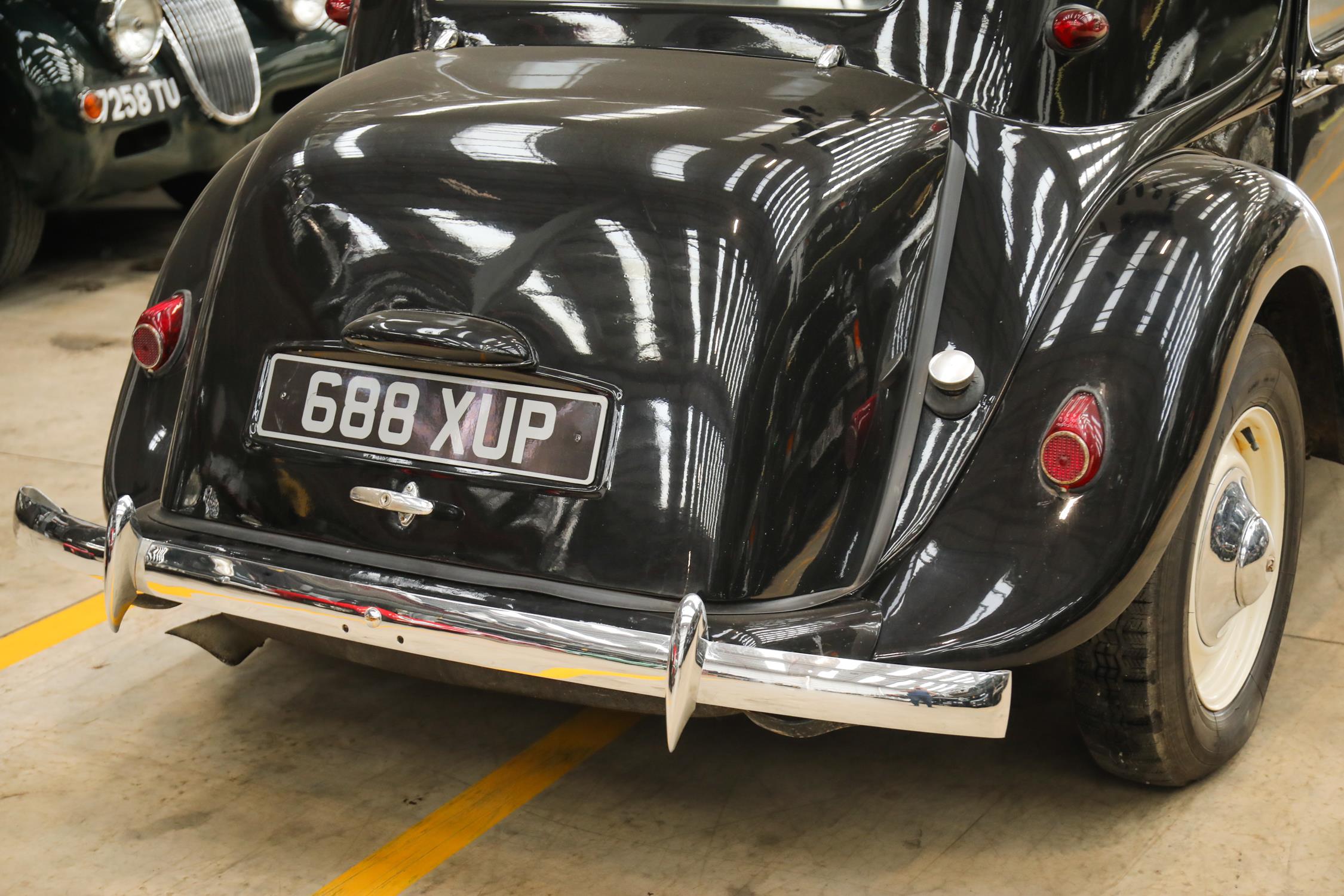 1955 Citroën Light 15 Traction Avant - Image 4 of 10