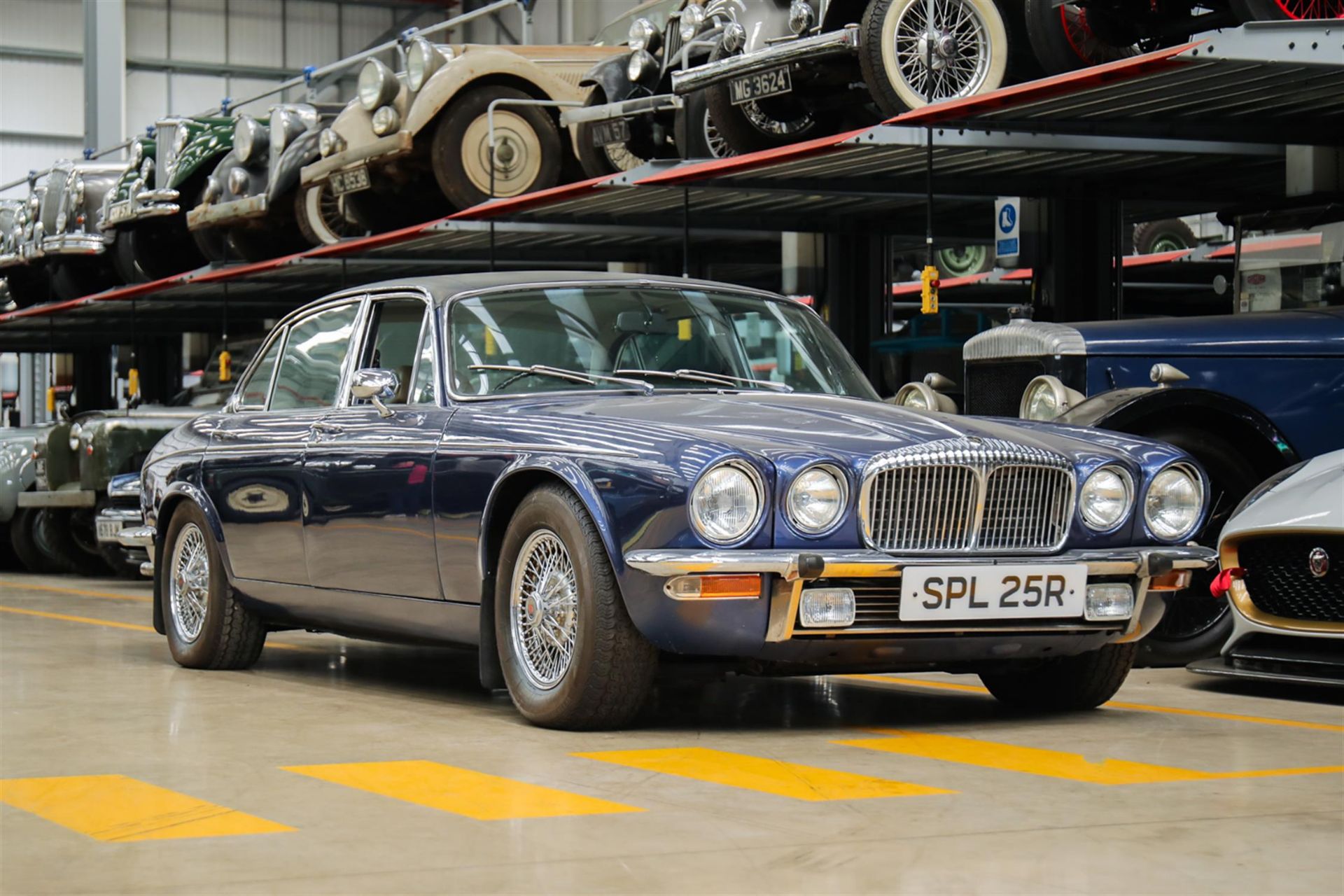 1977 Daimler Double-Six Van Den Plas Saloon