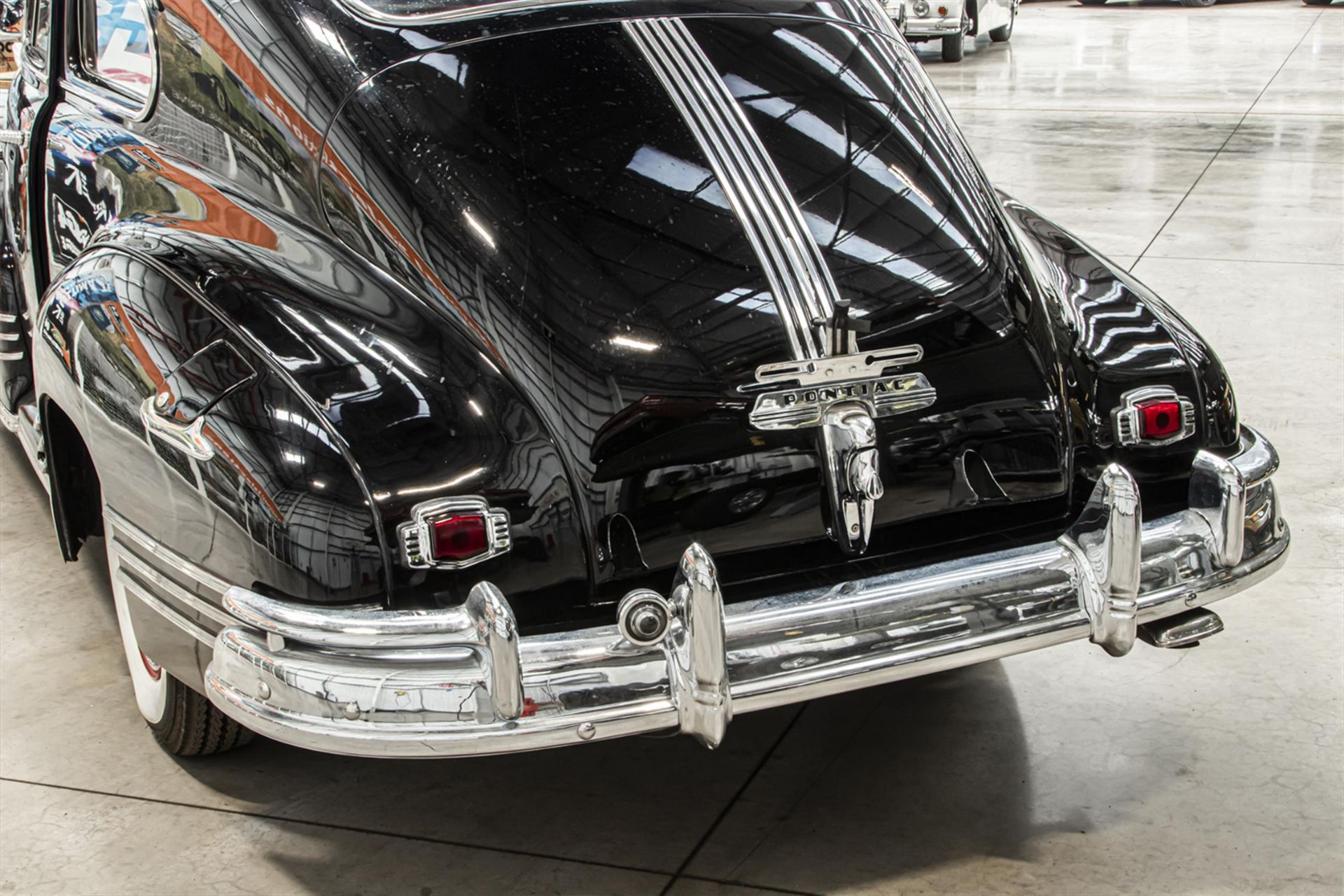 1946 Pontiac Streamliner 2-Door Coupe - Image 4 of 10