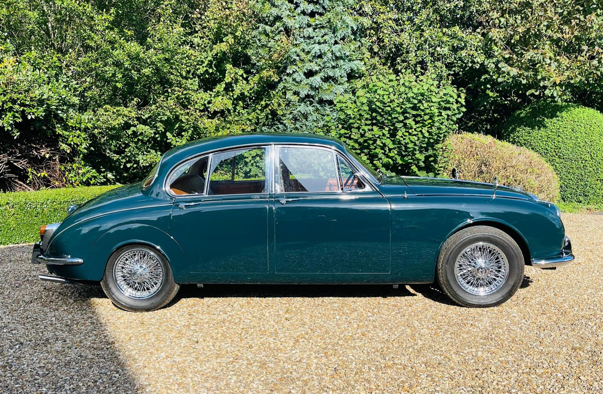 1968 Daimler V8-250 Saloon - Image 4 of 10