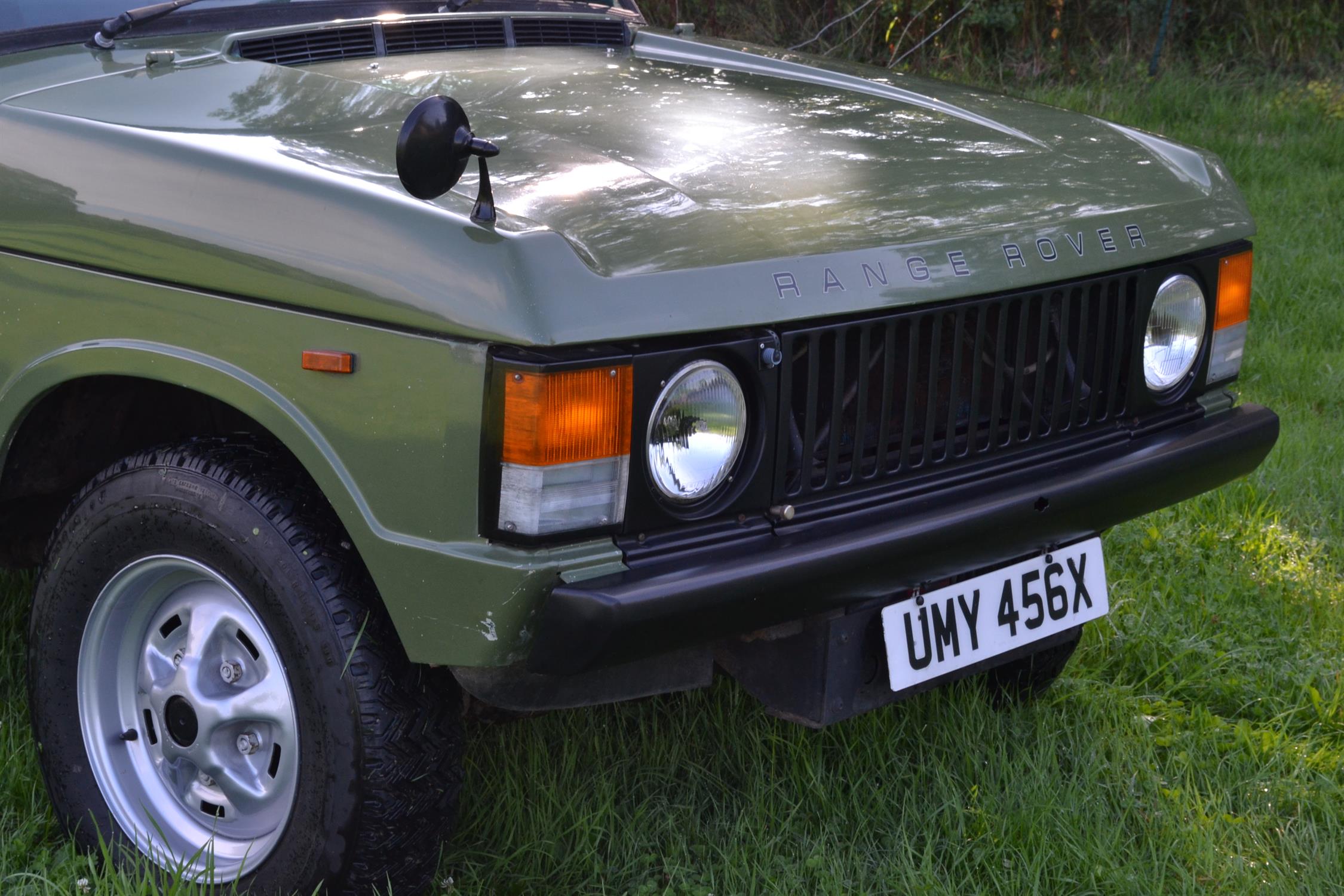 **SOLD PRE-AUCTION**1981 Range Rover Two Door Classic - Image 6 of 10