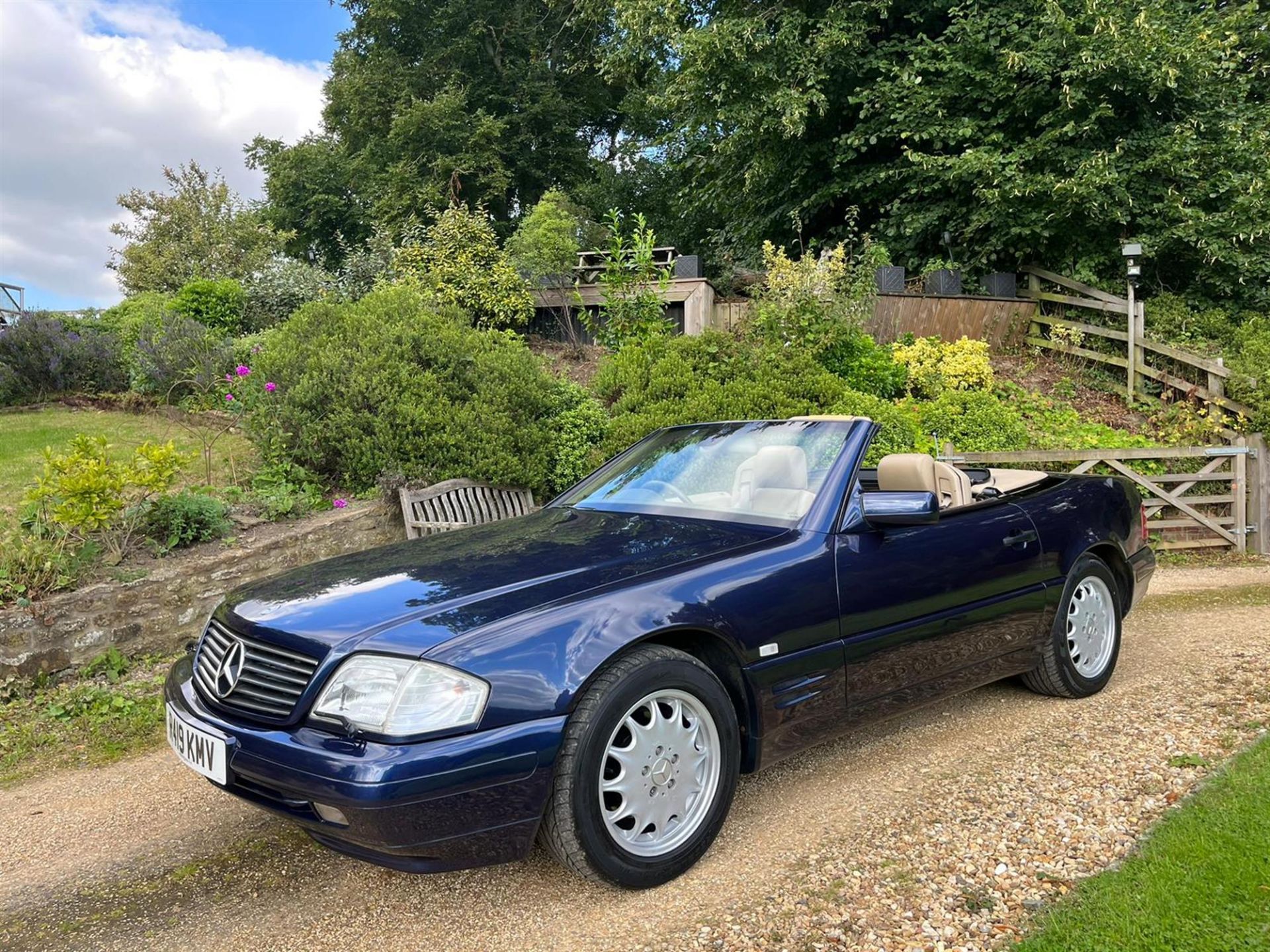 1997 Mercedes-Benz SL320 (R129)