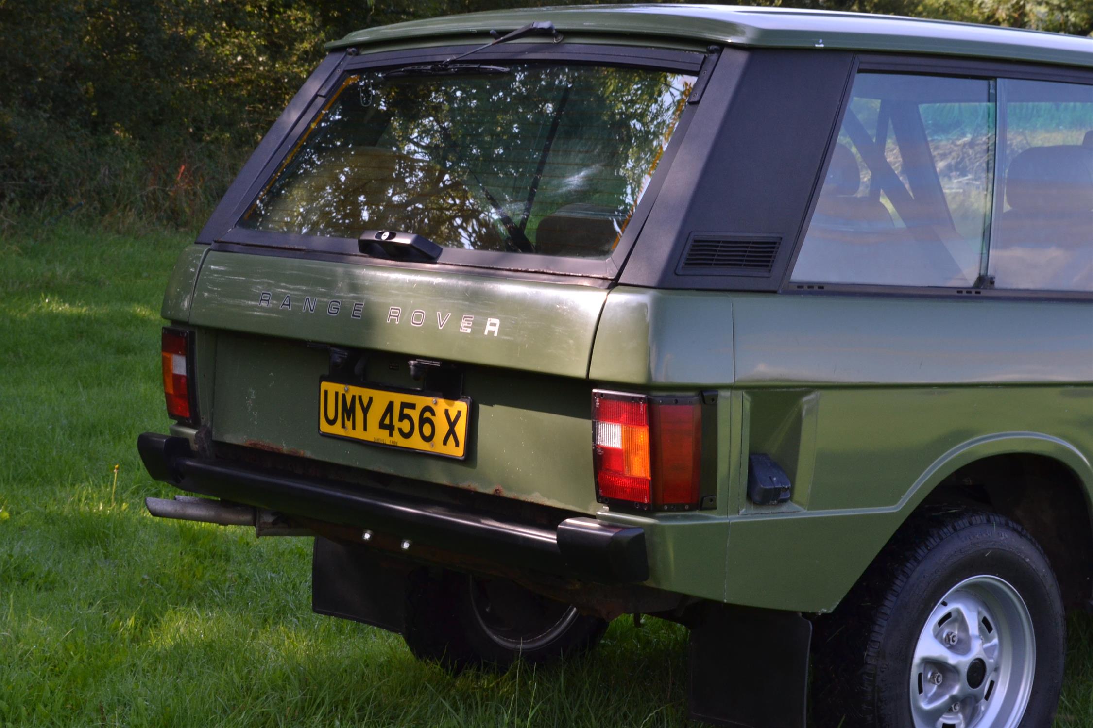 **SOLD PRE-AUCTION**1981 Range Rover Two Door Classic - Image 8 of 10