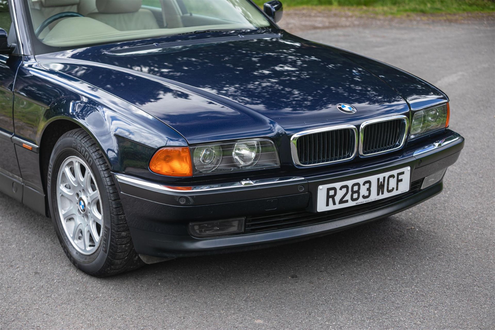 1998 BMW 740i (E38) - Image 8 of 10