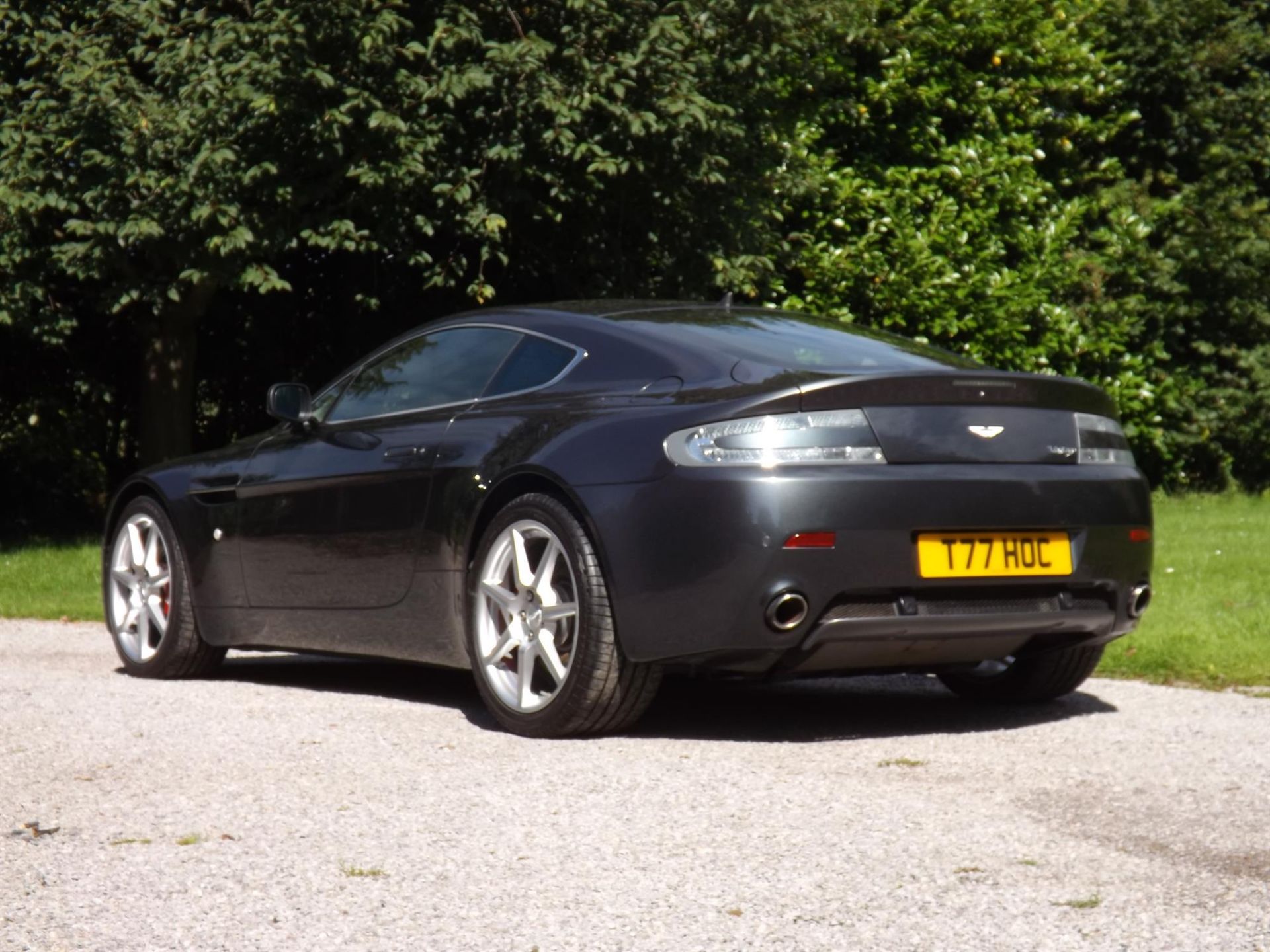 2006 Aston Martin V8 Vantage Coupé - Manual - Image 6 of 10