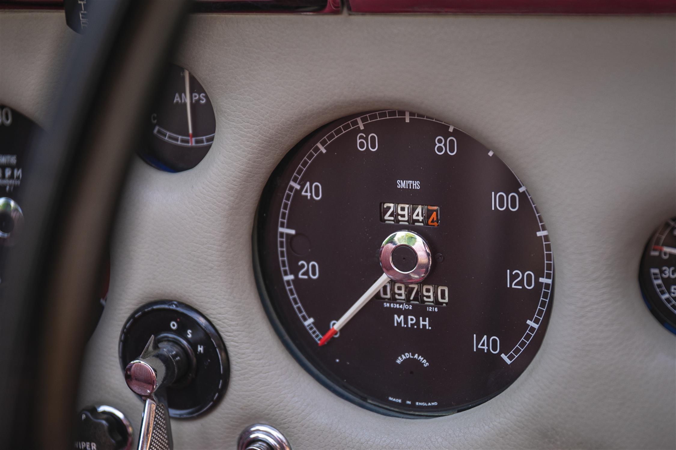 1960 Jaguar XK150 Drophead Coupé - Image 8 of 10