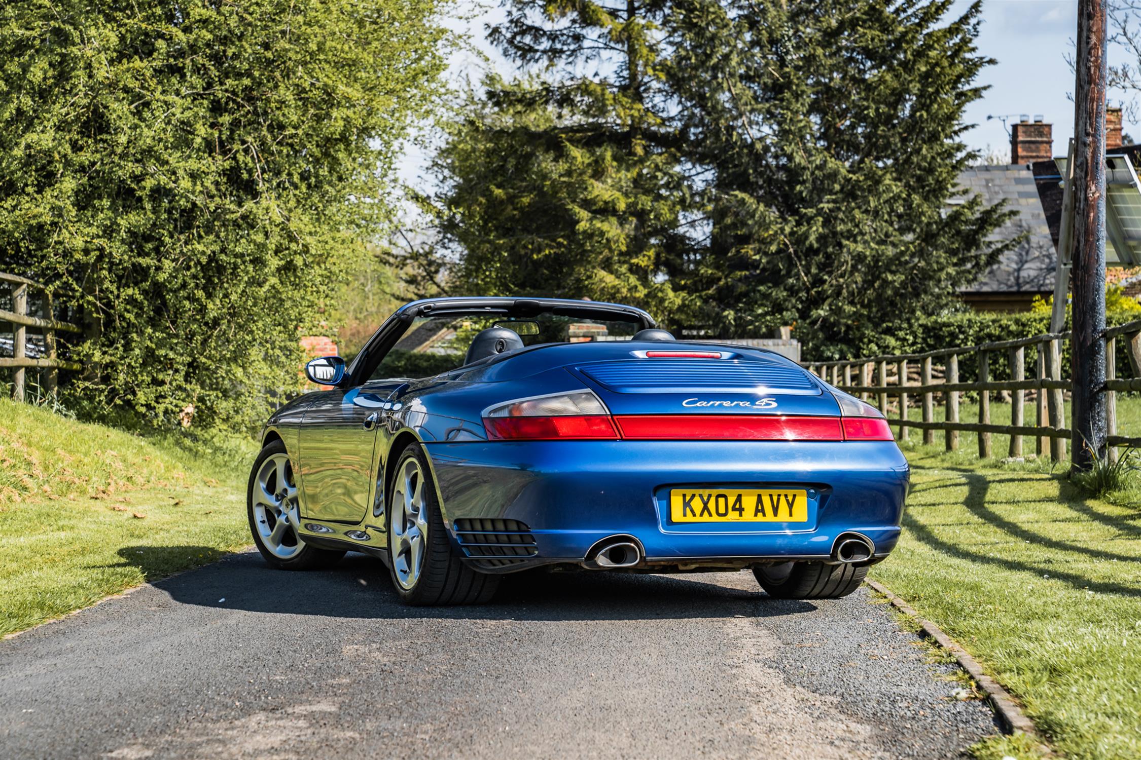 2004 Porsche 911 (996) C4S Cabriolet - Manual - Image 9 of 10