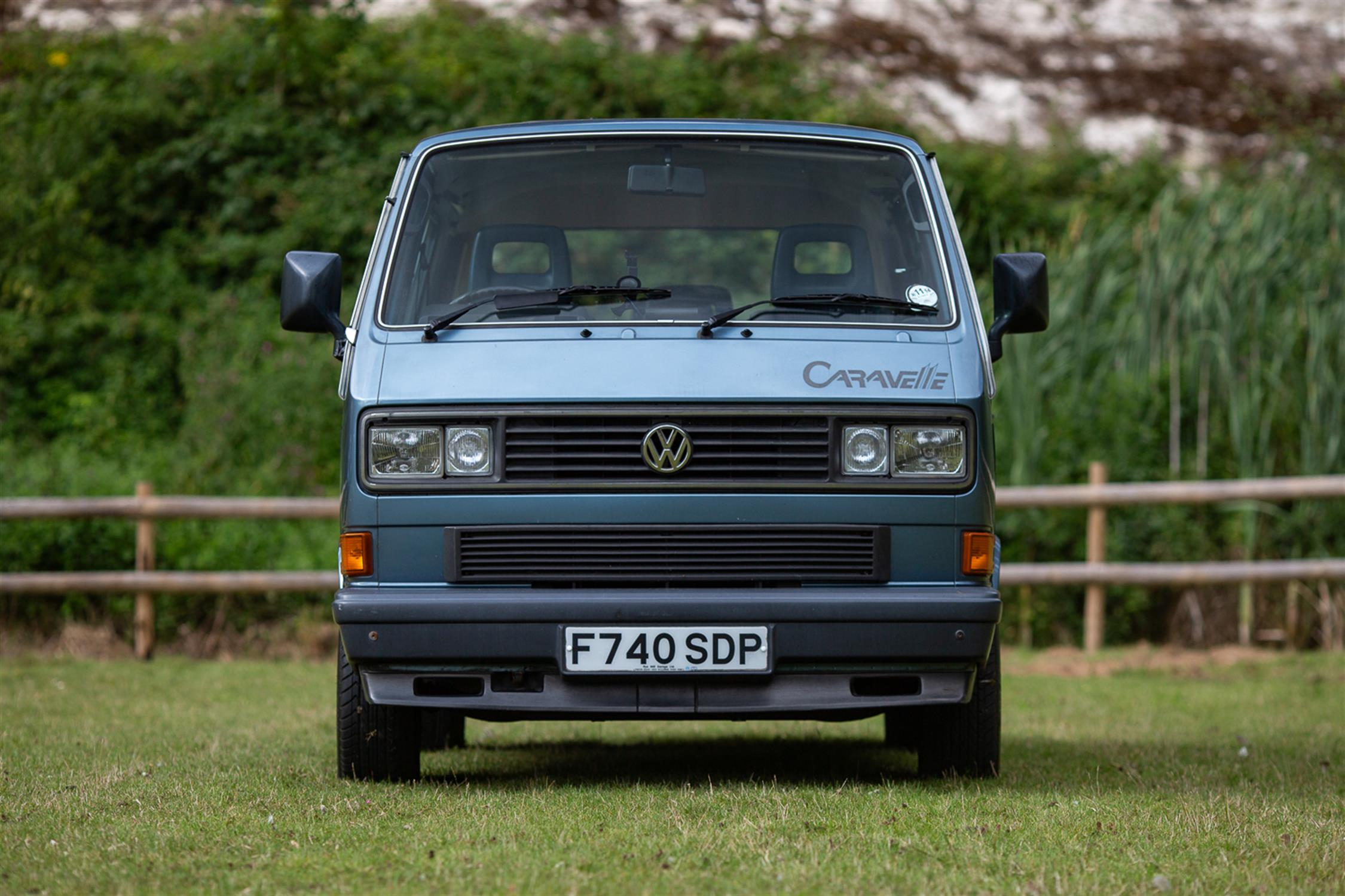 1989 Volkswagen Caravelle T3/Type 25 - 18,495 miles from new - Image 6 of 10