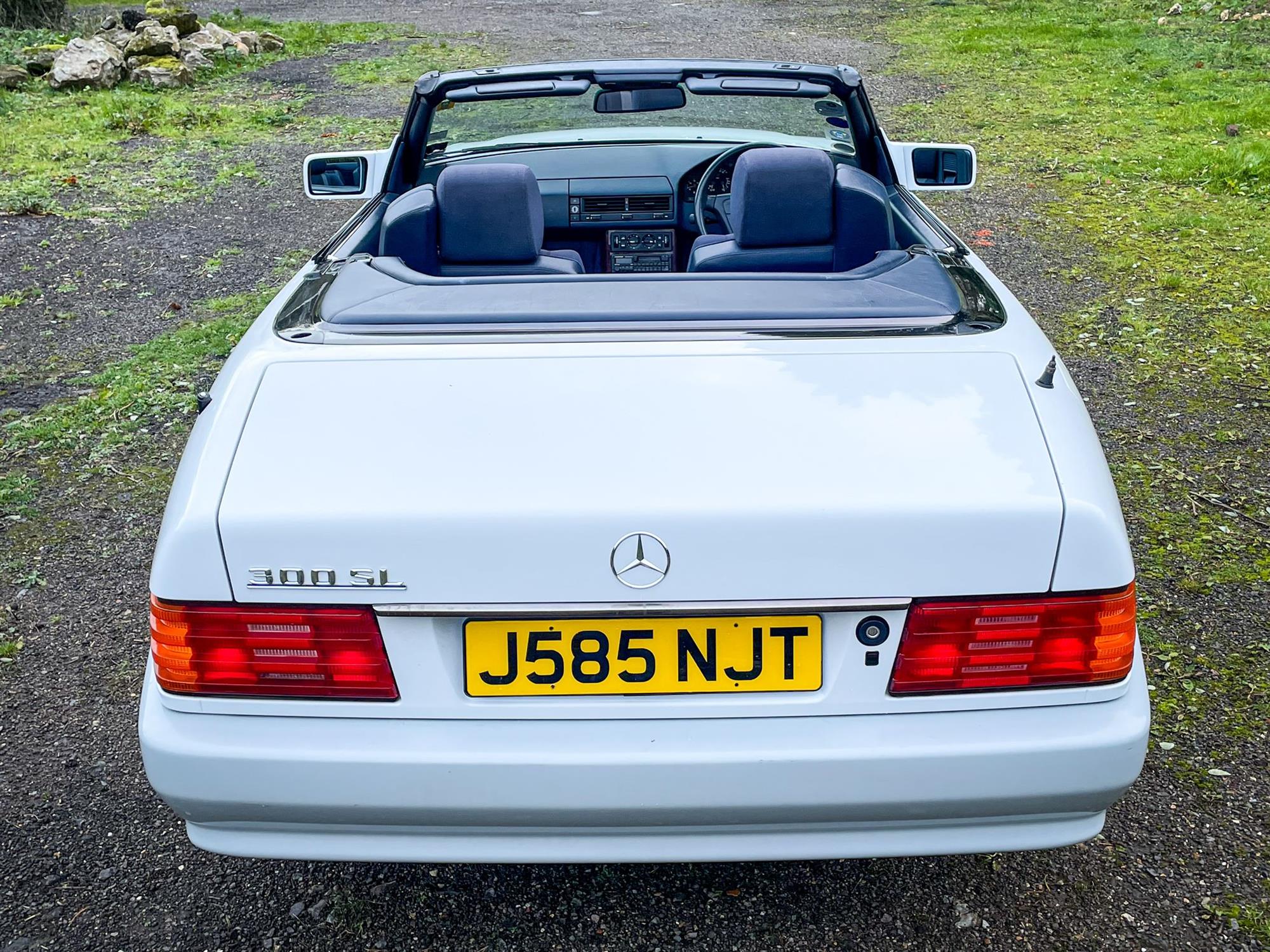 1992 Mercedes-Benz 300SL (R129) - Image 8 of 10