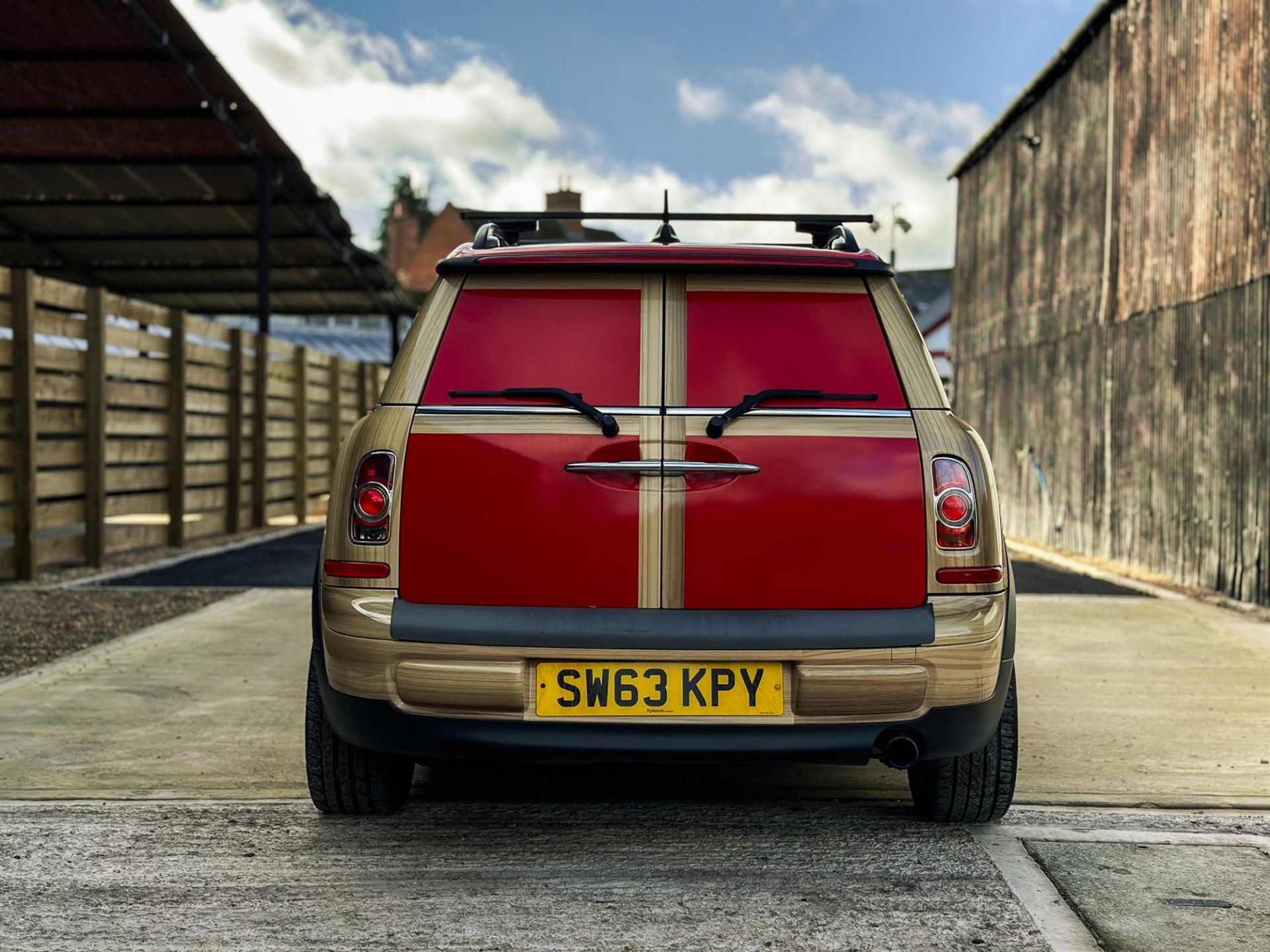 2013 Mini Cooper Clubvan - Image 7 of 10