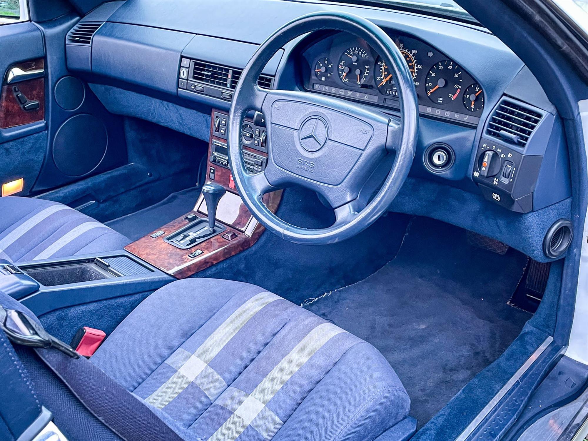 1992 Mercedes-Benz 300SL (R129) - Image 2 of 10