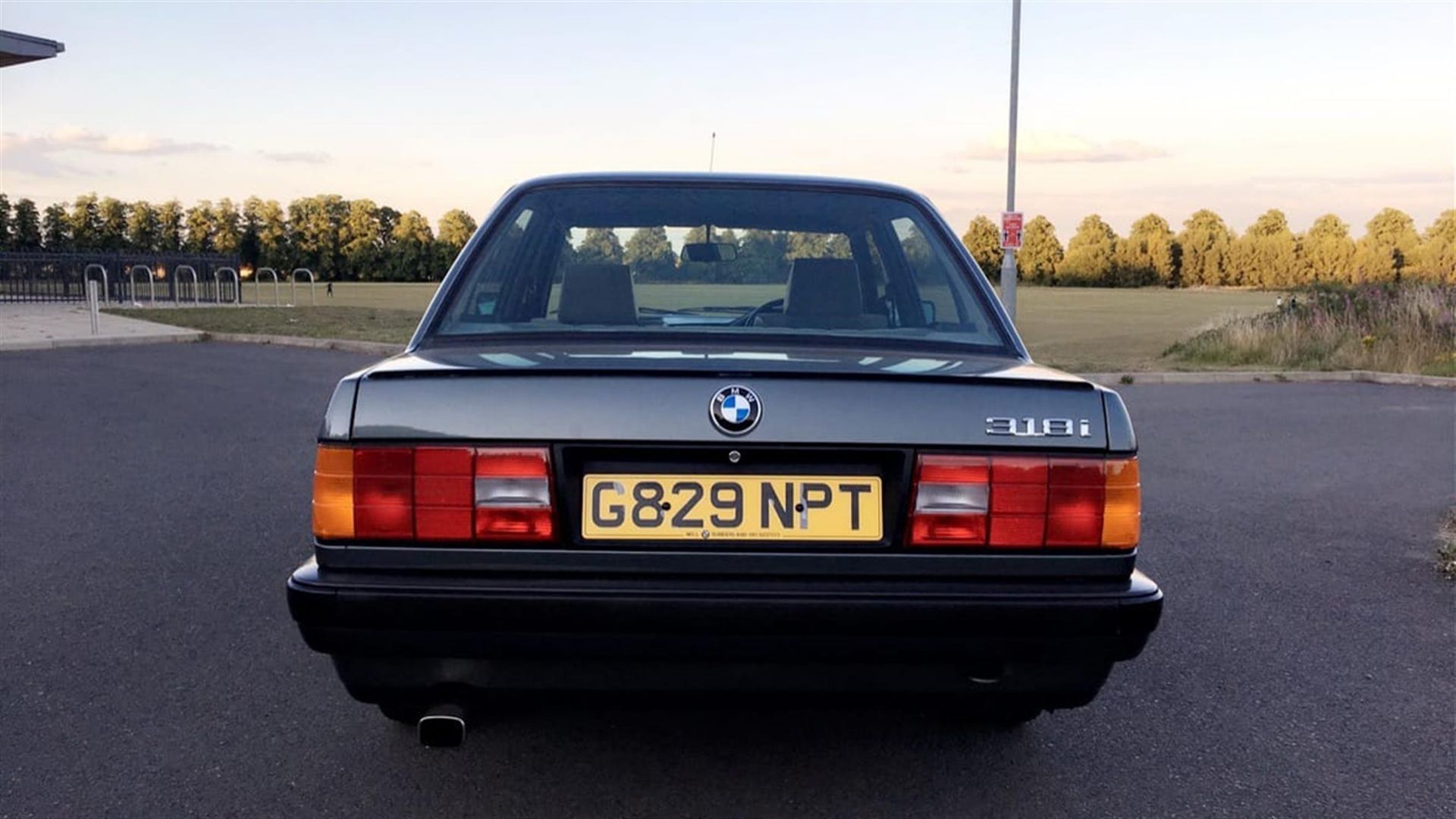 1990 BMW 318i (E30) Automatic - Image 6 of 10