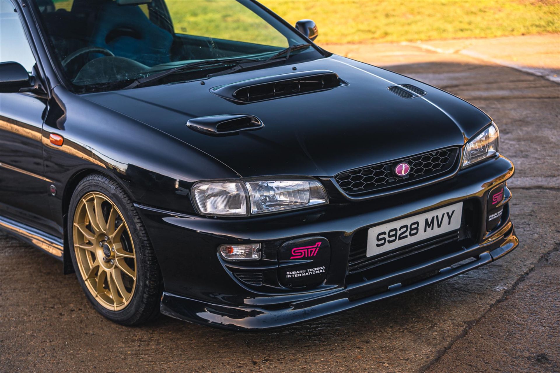 1998 Subaru Impreza WRX STi Type-R Version 4 - Image 8 of 10