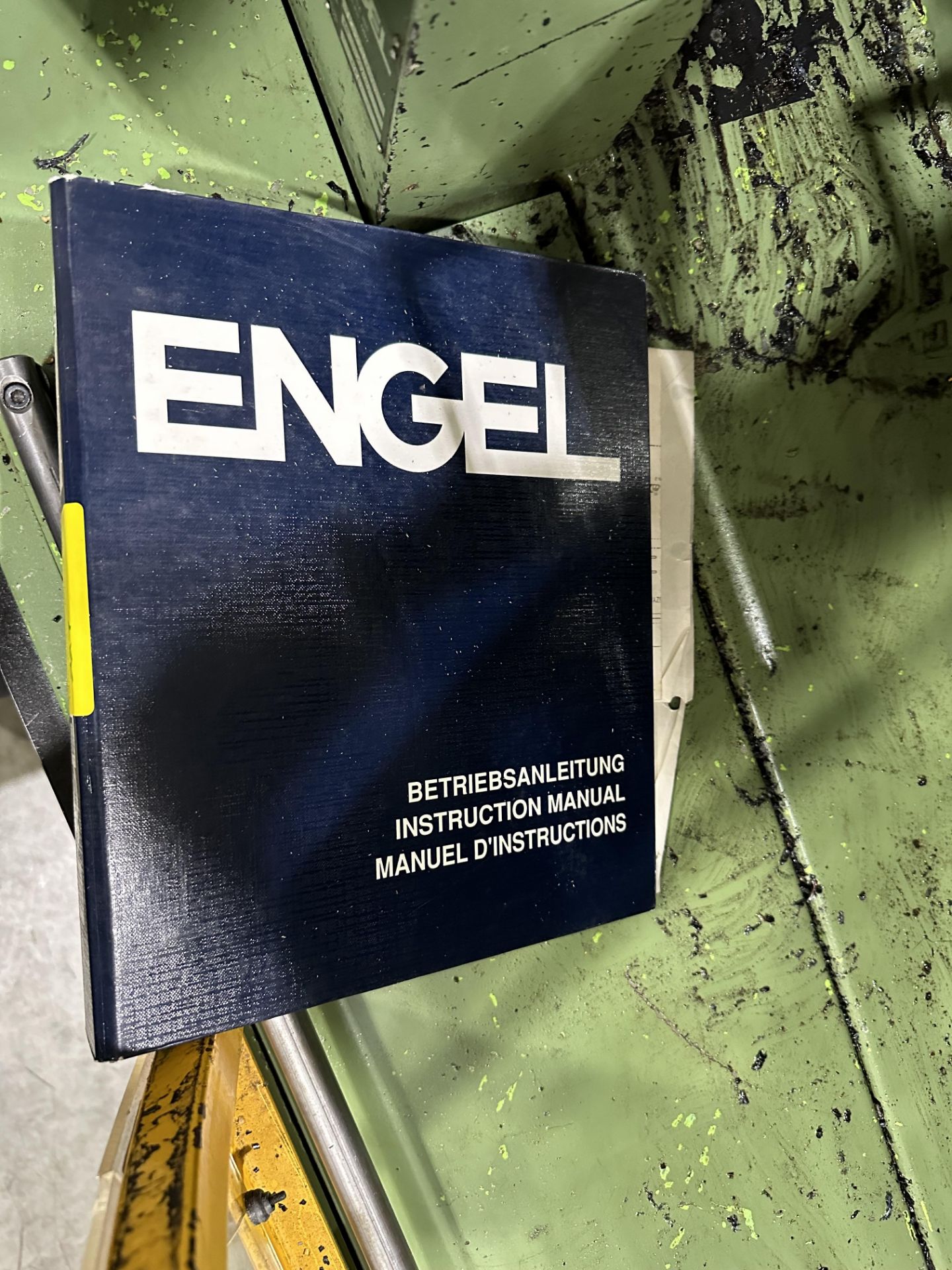 Engel Edge Engel 330/90 Injection Molding Machine