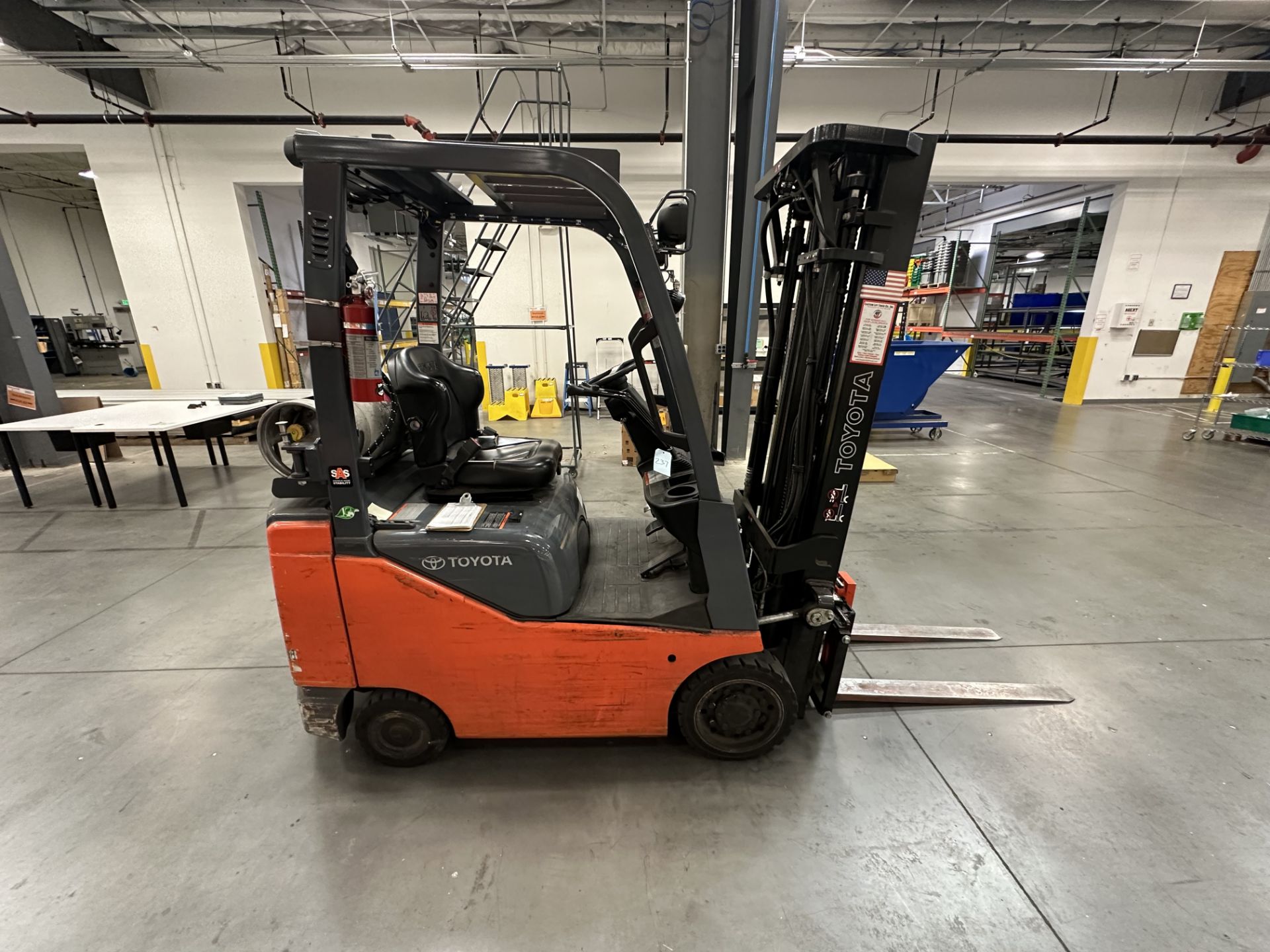 3000lb Toyota LP Forklift 8FGCU18