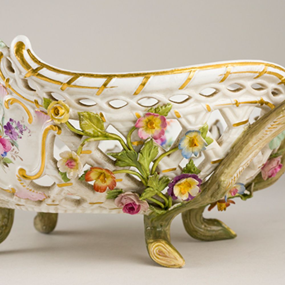 Porcelain, Antiques & Collectibles 