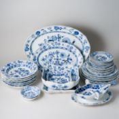 Meissen Speiseservice für 6 Personen Zwiebelmuster 33 Teile