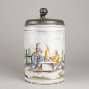 Walzenkrug Fayence Spieler am Tisch 23 cm 1790