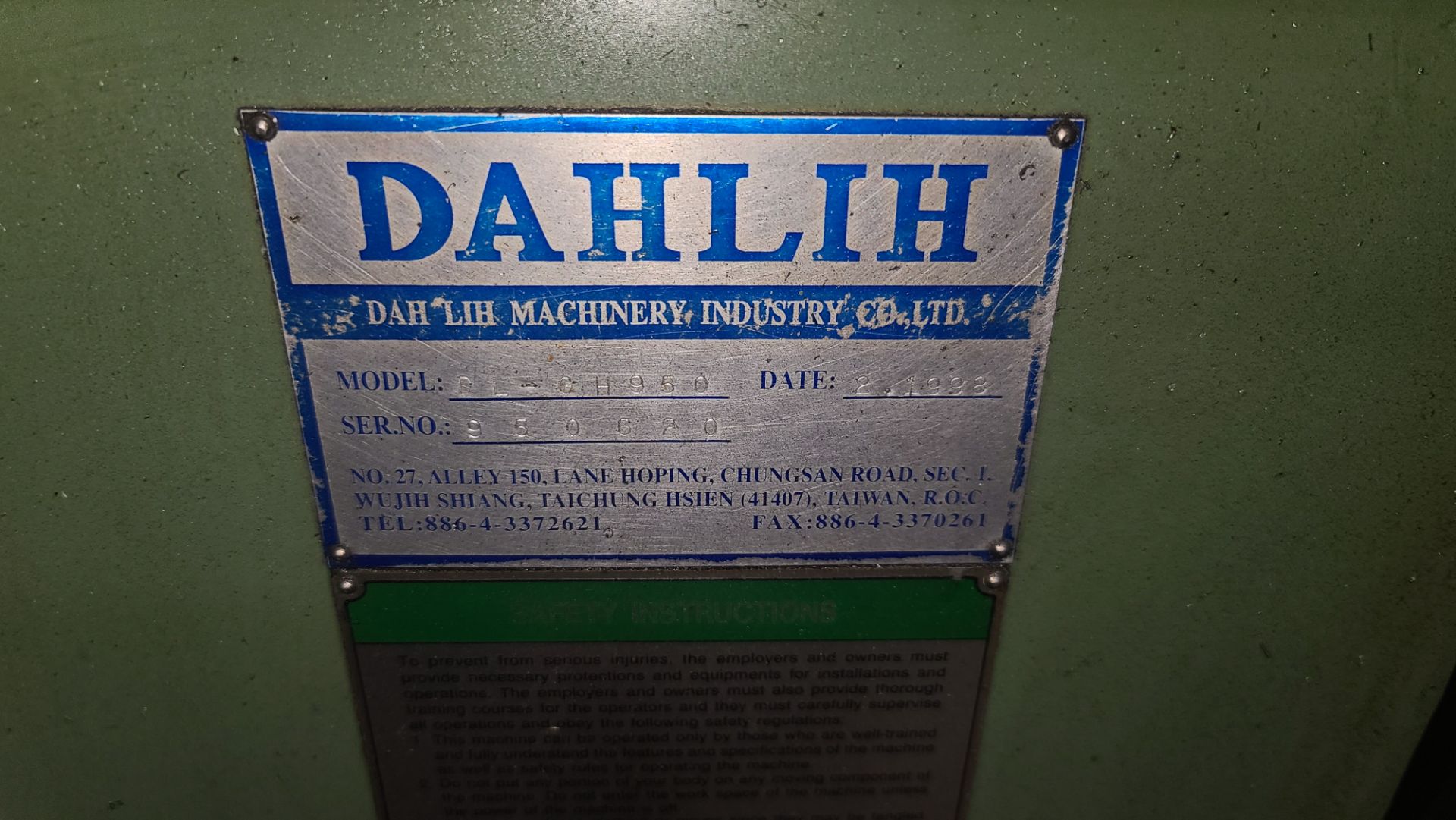 Dah-Lih DL GH950 Vertical/Horizontal Milling Machine, Adjustable Automatic Feeds, Centralized - Image 17 of 17