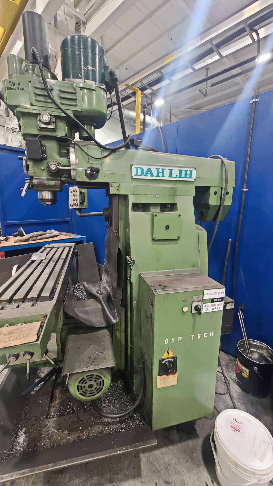 Dah-Lih DL GH950 Vertical/Horizontal Milling Machine, Adjustable Automatic Feeds, Centralized - Image 11 of 17