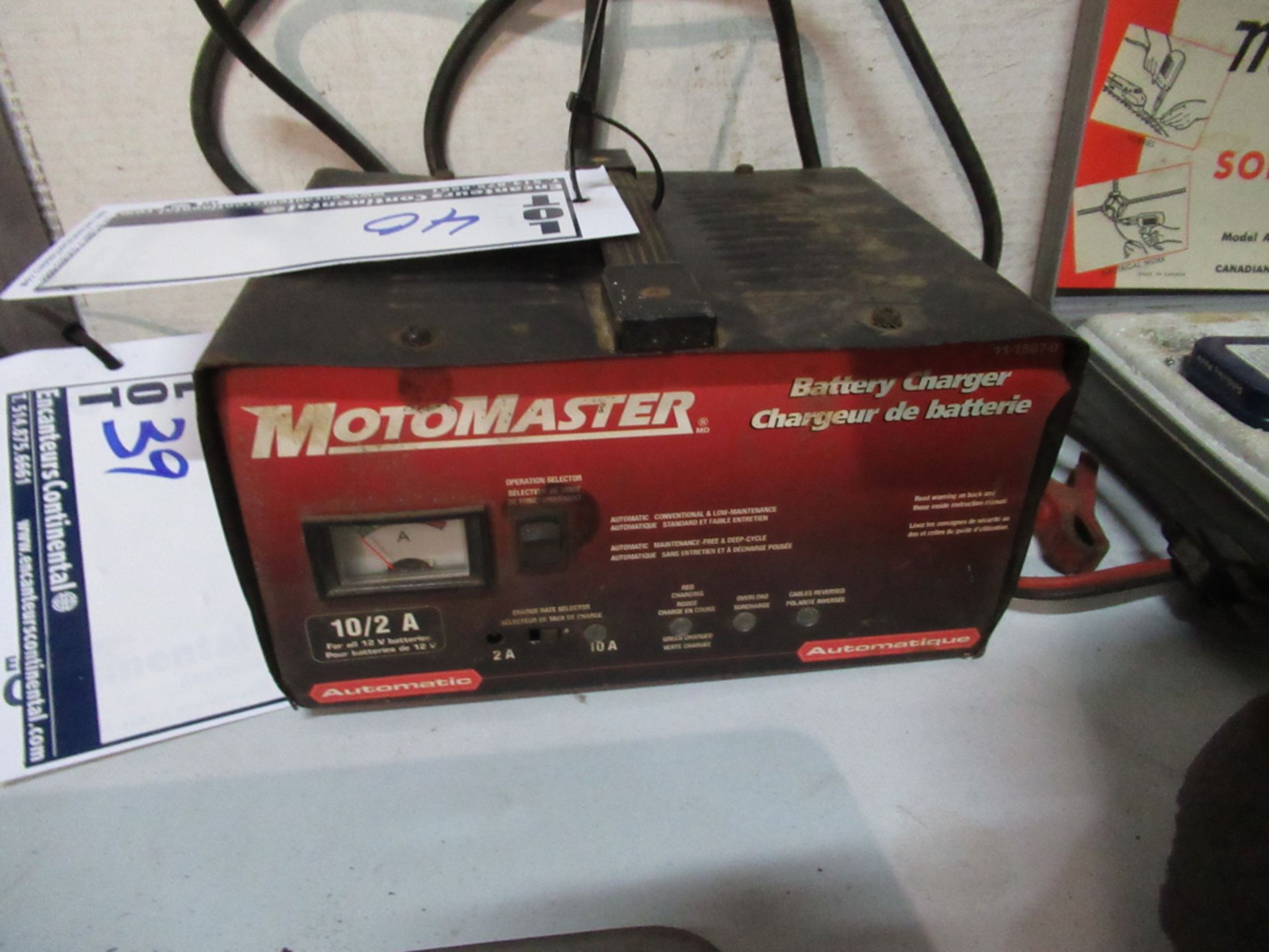 CHARGEUR À BATTERIE MOTOMASTER