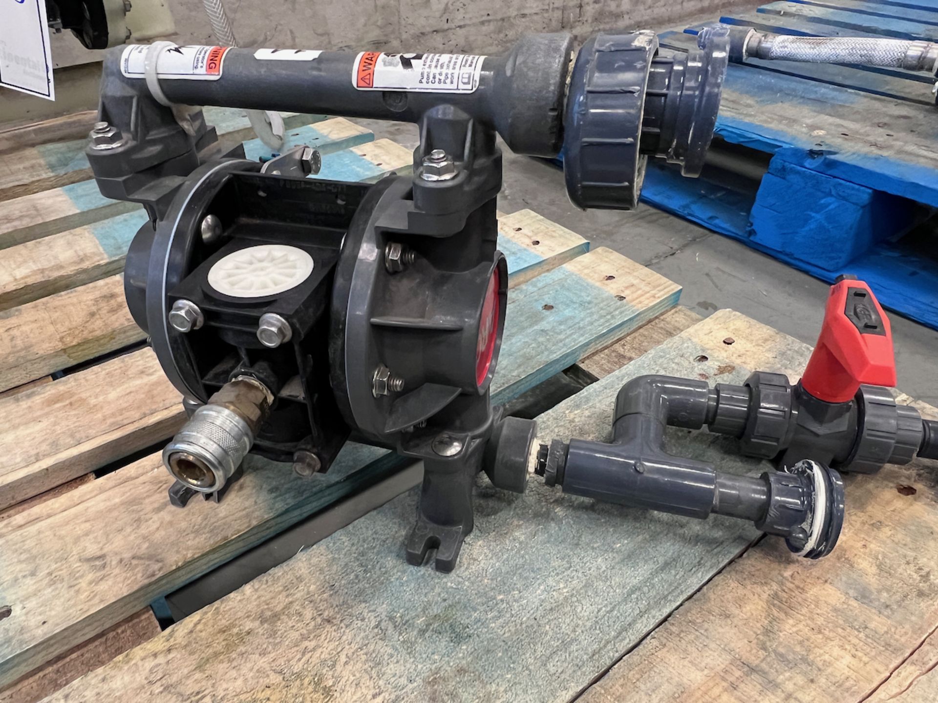 ARO PD05P-ADS-DTT 1/2" AODD DIAPHRAGM PUMP, 14.5 GPM, 120PSI, 8.3BAR, S/N: SPK1120060 - Image 3 of 4