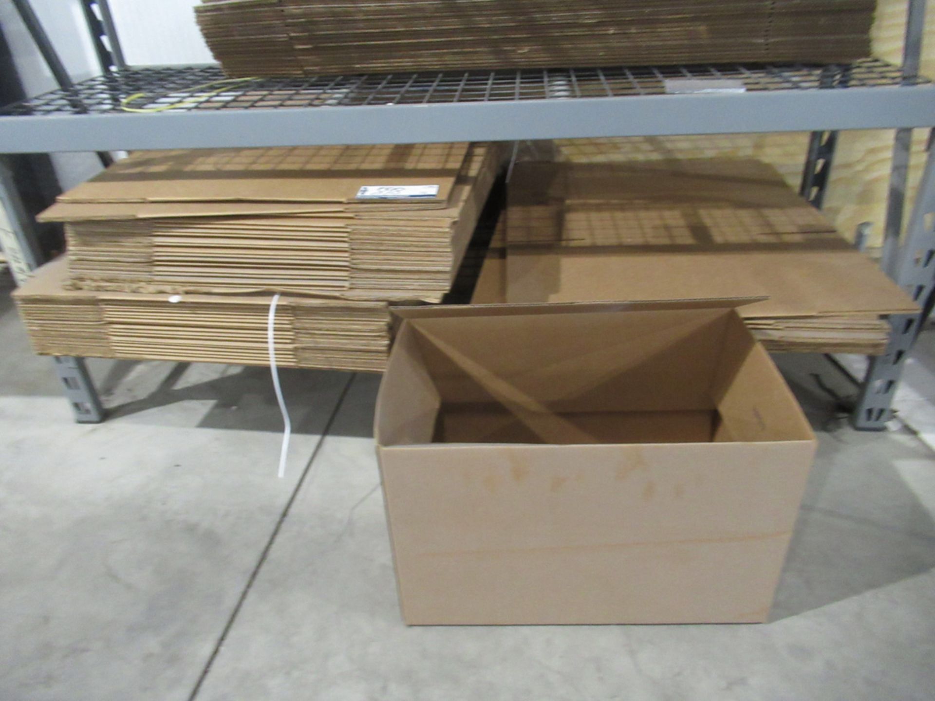 LOT OF 200 24" X 15" X 15" CARDBOARD BOXES - Image 2 of 3