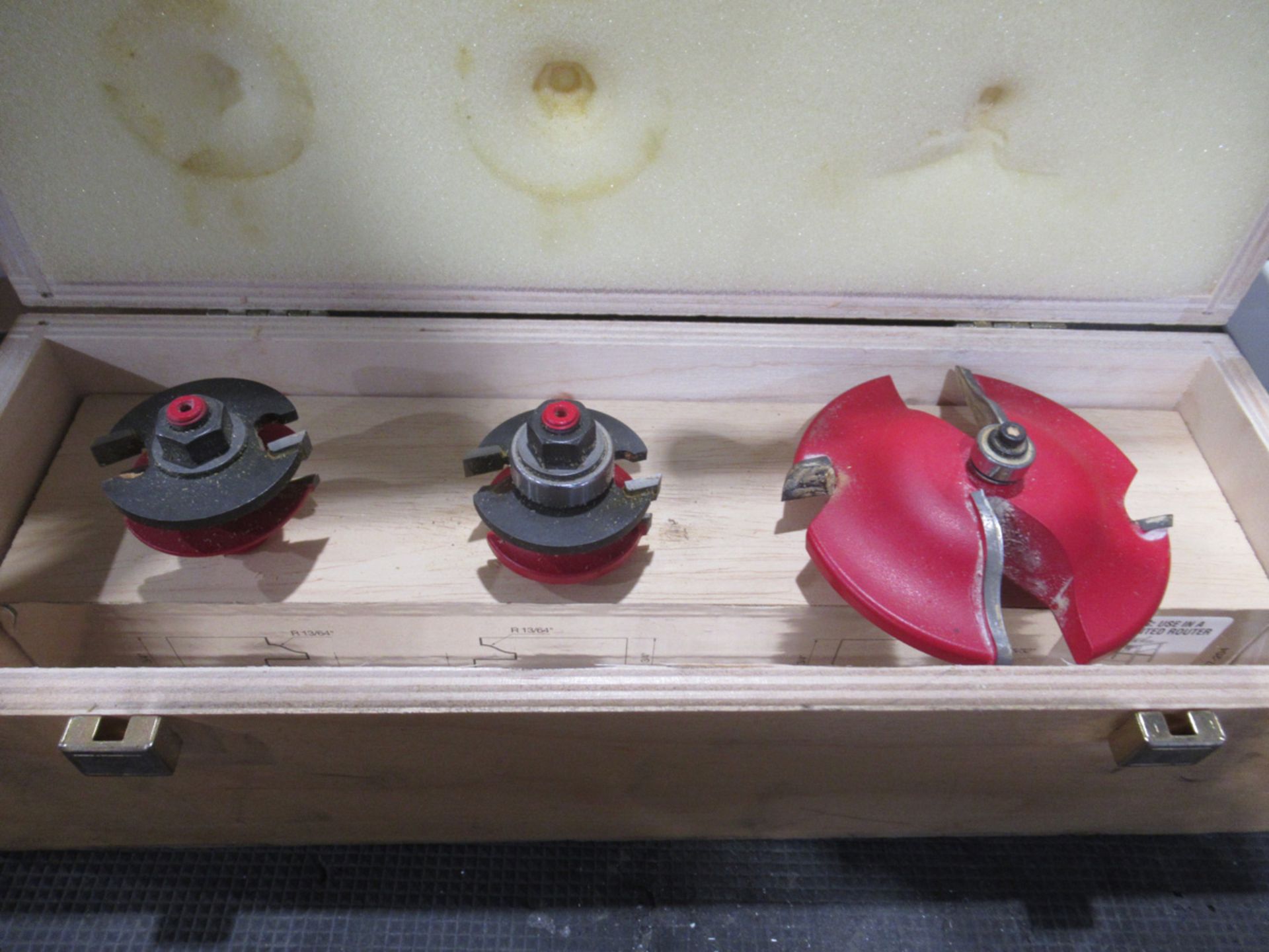 FREUD ROUTER BIT SET