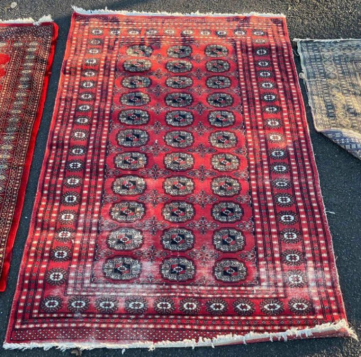 Four 20th century Middle Eastern rugs, various si - Image 4 of 9