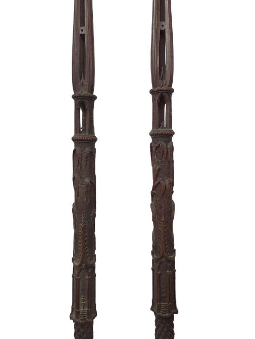 A pair of 19th century carved hardwood pillars (po - Image 4 of 5