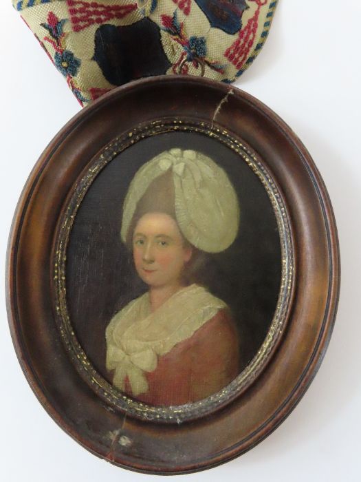 19th century continental school, portrait of a fem - Image 2 of 4
