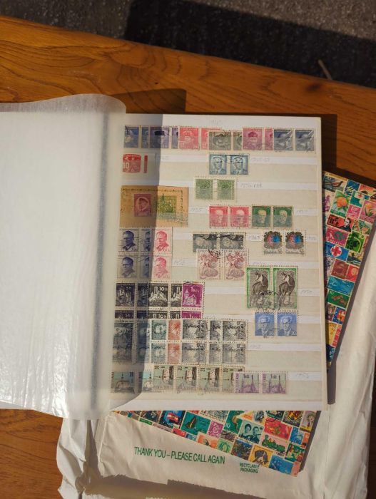 POSTAGE STAMPS – A large quantity of All world iss - Image 2 of 6