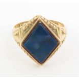 A late Victorian 15ct gold signet ring