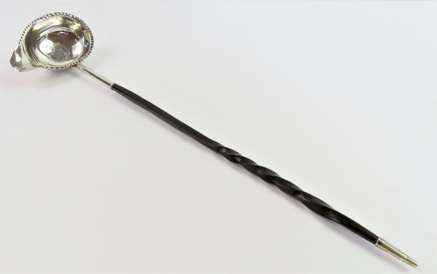 A Georgian toddy ladle, unmarked, coin set lipped - Image 2 of 5
