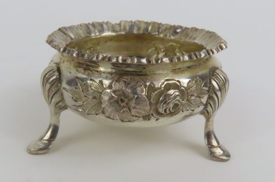 A set of four Victorian silver cauldron salts, by - Image 3 of 6