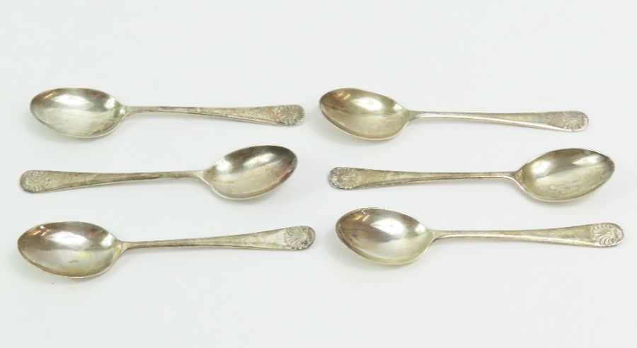 A collection of silver, comprising; an Edwardian s - Image 25 of 26