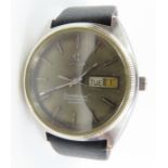 Omega - a gent's vintage Constellation Chronometer